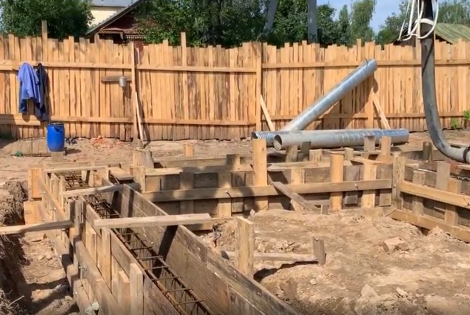Мелокзаглубленный ленточный фундамент для загородного древянного дома — фото 3